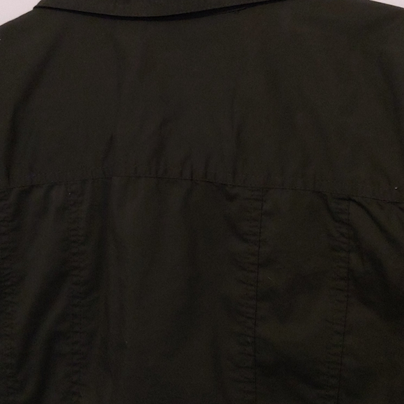 Safari-style Khaki dark green short sleeved blouse - Picture 5 of 5